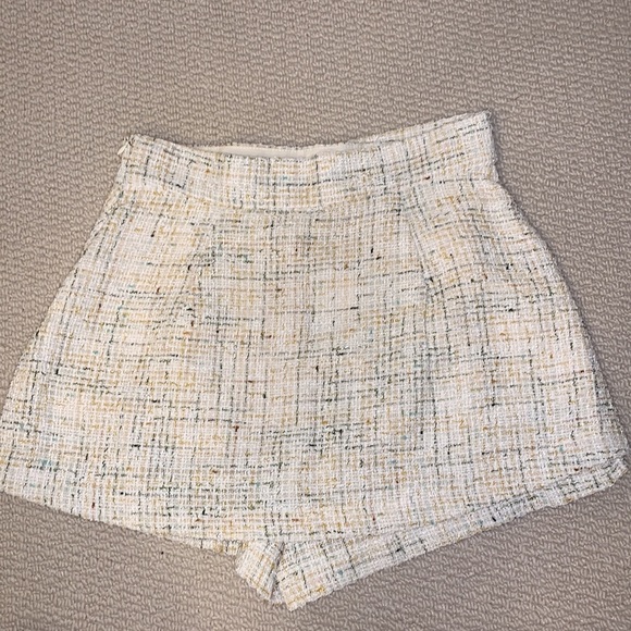 ZARA Chic Skort - Picture 2 of 3